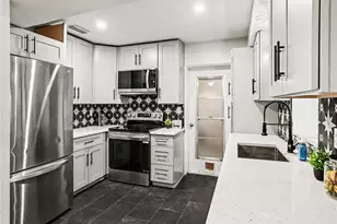 3313 E Kaley Ave, Orlando, FL 32806 - Photo 9