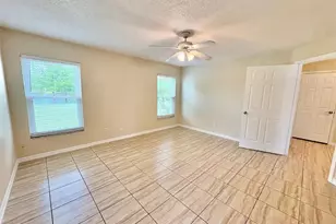 2813 Rolling Broak Dr, Orlando, FL 32837 - Photo 19