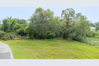 N Seminole Lake Blvd, Plant City, FL 33563 - Photo 1