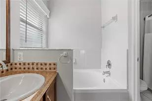 353 Lakebreeze Cir, Lake Mary, FL 32746 - Photo 35