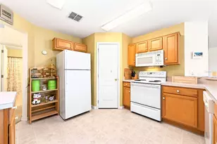 416 Lakeview Rd, Kissimmee, FL 34759 - Photo 15