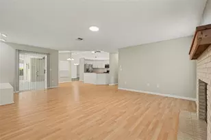 9389 Fox Hollow Ln, Weeki Wachee, FL 34613 - Photo 5
