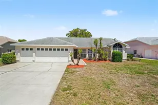 9389 Fox Hollow Ln, Weeki Wachee, FL 34613 - Photo 1