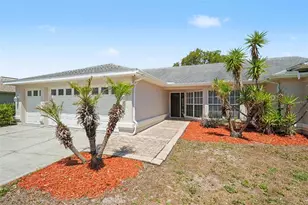 9389 Fox Hollow Ln, Weeki Wachee, FL 34613 - Photo 3