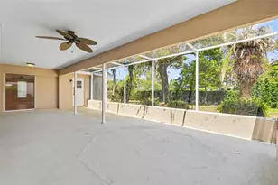 9389 Fox Hollow Ln, Weeki Wachee, FL 34613 - Photo 29