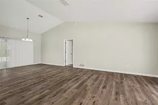 9389 Fox Hollow Ln, Weeki Wachee, FL 34613 - Photo 15