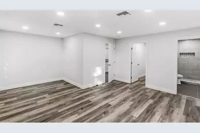 2726 6th Avenue W, Bradenton, FL 34205 - Photo 17