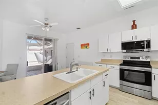 4326 Hammersmith Dr, Clermont, FL 34711 - Photo 11