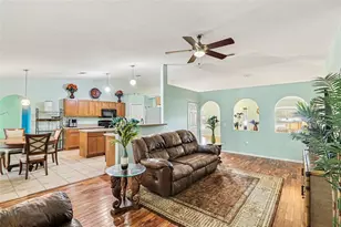 100 Festive Ct, Chuluota, FL 32766 - Photo 9