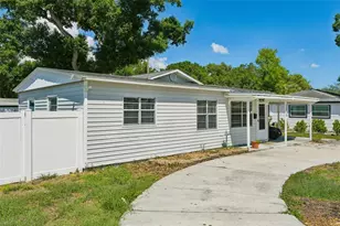 7210 14th St N, Saint Petersburg, FL 33702 - Photo 3