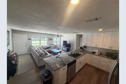 7210 14th Street N, Saint Petersburg, FL 33702 - Photo 3