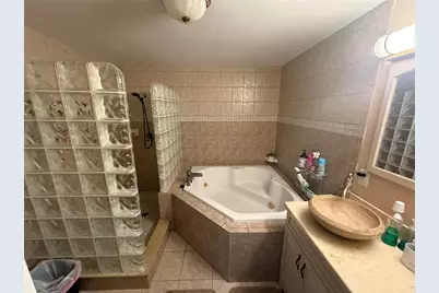 7210 14th Street N, Saint Petersburg, FL 33702 - Photo 9