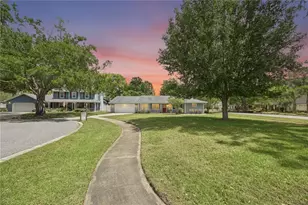 7923 Thurmond Ct, Orlando, FL 32817 - Photo 1