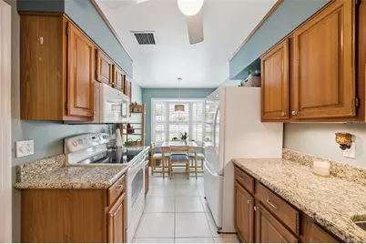 7923 Thurmond Court, Orlando, FL 32817 - Photo 11