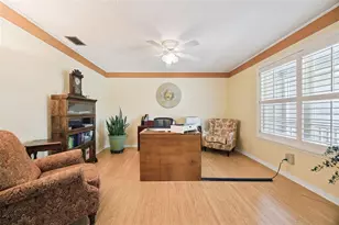 7923 Thurmond Ct, Orlando, FL 32817 - Photo 17