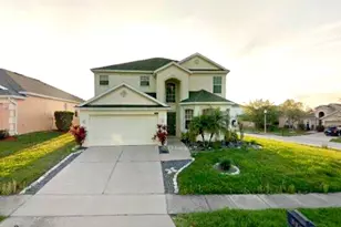 313 Higher Combe Dr, Davenport, FL 33897 - Photo 5