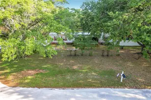 821 Irene Dr, Auburndale, FL 33823 - Photo 5
