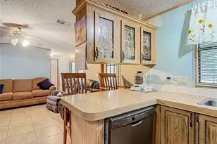 821 Irene Dr, Auburndale, FL 33823 - Photo 19
