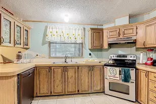821 Irene Dr, Auburndale, FL 33823 - Photo 21