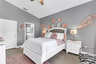 100 Aurora Ln, Kissimmee, FL 34758 - Photo 11