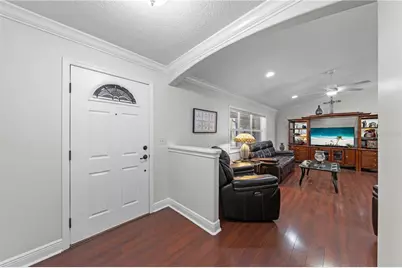 2094 Camelot Boulevard, Saint Cloud, FL 34772 - Photo 7