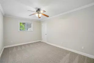 5609 Executive Dr, New Port Richey, FL 34652 - Photo 11
