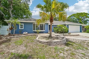 5609 Executive Dr, New Port Richey, FL 34652 - Photo 43