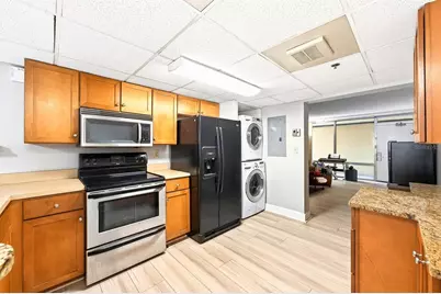 151 E Washington Street #218, Orlando, FL 32801 - Photo 5