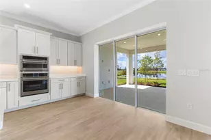 992 Tassleflower Trl, Saint Cloud, FL 34771 - Photo 13