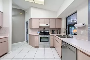 4752 Meadowsweet Ct, New Port Richey, FL 34653 - Photo 13