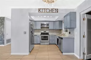 3810 Beachman Dr, Orlando, FL 32810 - Photo 11