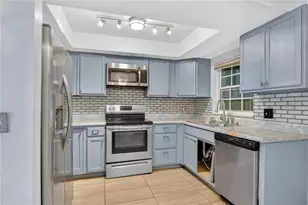 3810 Beachman Dr, Orlando, FL 32810 - Photo 9