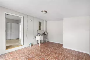 201 N Himes Ave, Tampa, FL 33609 - Photo 9