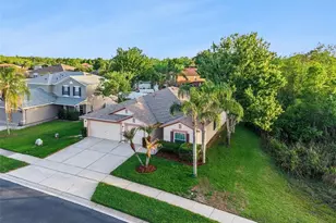 884 Belhaven Dr, Orlando, FL 32828 - Photo 3