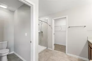 11201 Hudson Hills Ln, Riverview, FL 33579 - Photo 9