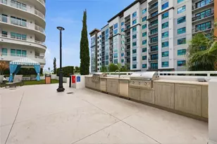 100 S Eola Dr, Orlando, FL 32801 - Photo 33