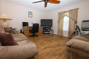 210 Pinefield Dr, Sanford, FL 32771 - Photo 15