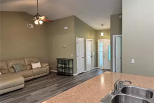 1002 Conley Dr, Oviedo, FL 32765 - Photo 7