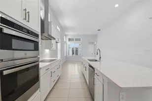 28761 Sweet Persimmon Dr, Wesley Chapel, FL 33543 - Photo 19