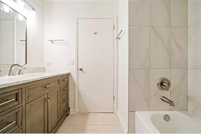 10403 Lake Carroll Way, Tampa, FL 33618 - Photo 29