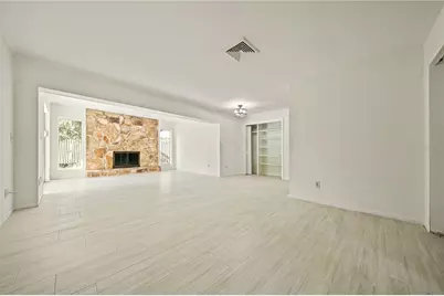 10403 Lake Carroll Way, Tampa, FL 33618 - Photo 13