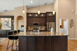 3377 Sterling Lake Cir, Oviedo, FL 32765 - Photo 3