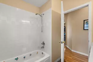 3377 Sterling Lake Cir, Oviedo, FL 32765 - Photo 21