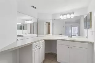 4369 Aqua Vista Dr, Orlando, FL 32839 - Photo 9