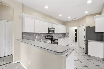 16825 Harrierridge Place, Lithia, FL 33547 - Photo 17
