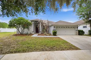 16825 Harrierridge Pl, Lithia, FL 33547 - Photo 3