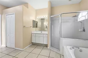 16825 Harrierridge Pl, Lithia, FL 33547 - Photo 41