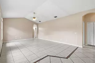 16825 Harrierridge Pl, Lithia, FL 33547 - Photo 11