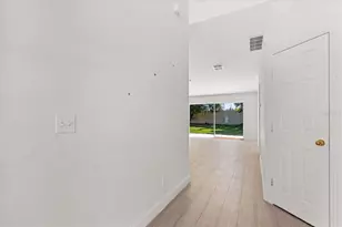 3205 Murray Hill Loop, Kissimmee, FL 34758 - Photo 5