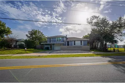 1208 N Halifax Avenue, Daytona Beach, FL 32118 - Photo 1
